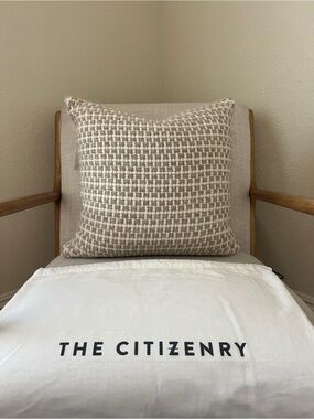 The Citizenry Aventura Sand Accent Pillow (18in x 18in)